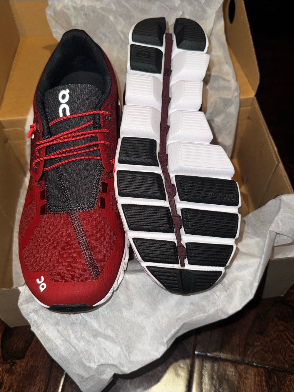 On Running Women’s Sneakers in Burgundy and Black - Picture 2 of 4